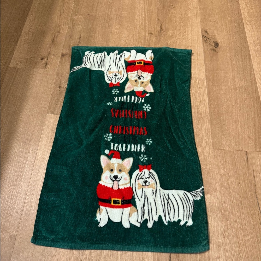 Christmas Towel - Picture 4 of 6